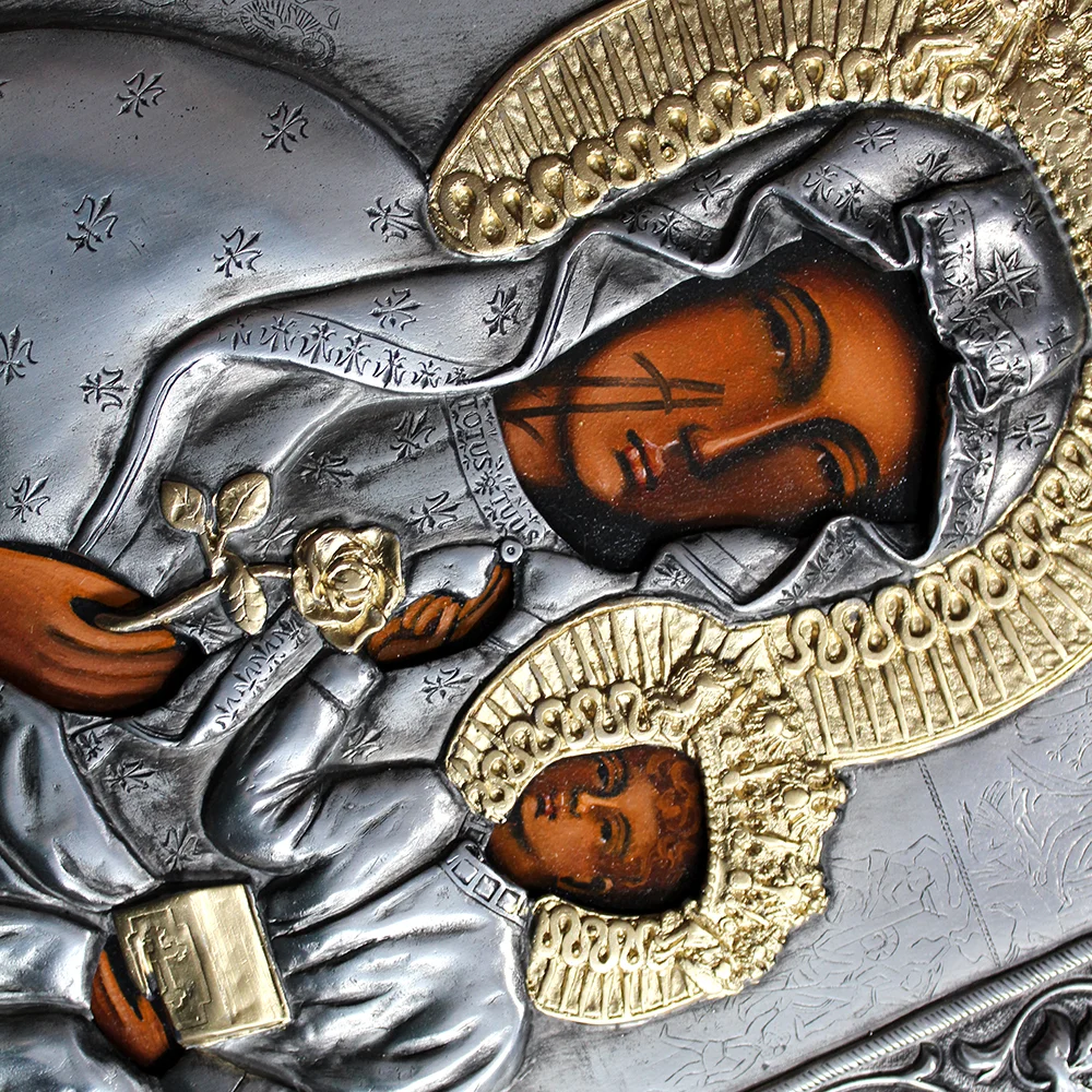 Ikona malowana Matka Boska Częstochowska 24,5x27,5 z różą